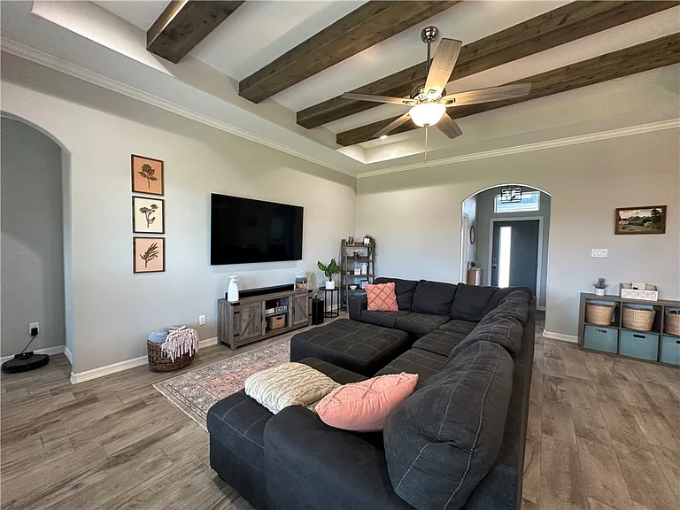 1807 Bay Landing Dr — Photo 10