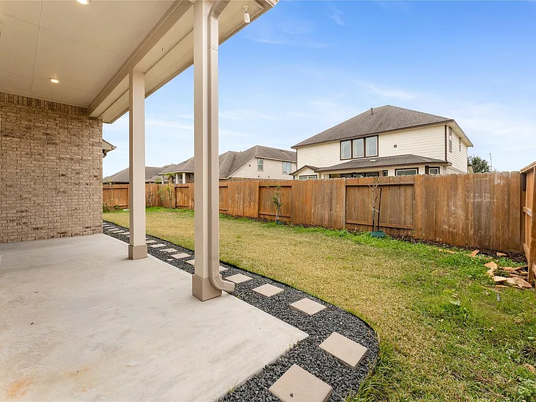 7623 Water Glen Ln — Photo 45