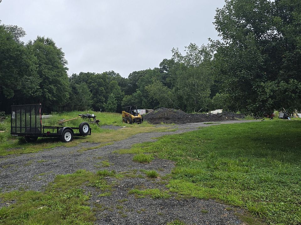 1st image of 30 Blackledge Drive