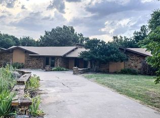 1801 Fair Dr, Enid, OK 73703