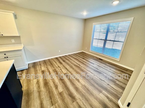 5th image of 7420 Lyman Ct