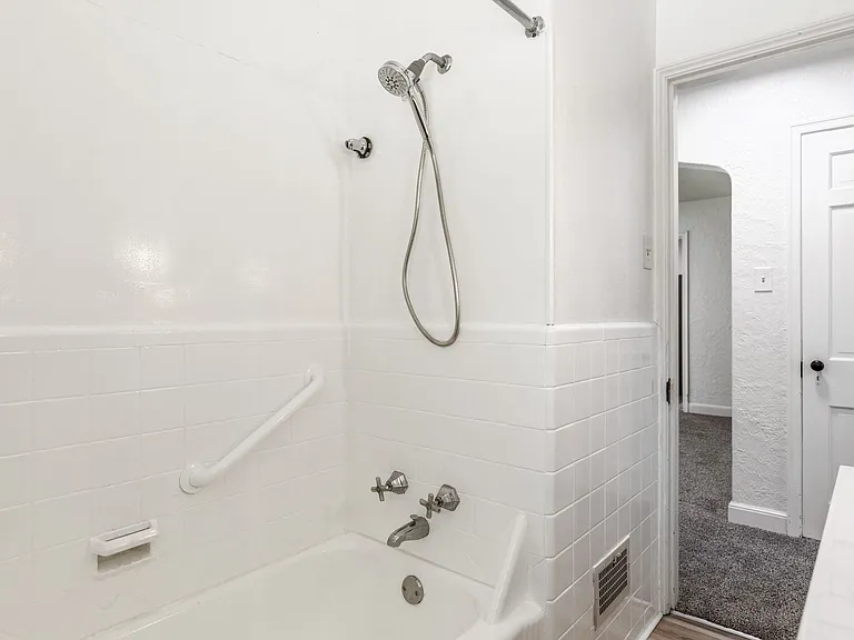 12 Spring Dr — Photo 16