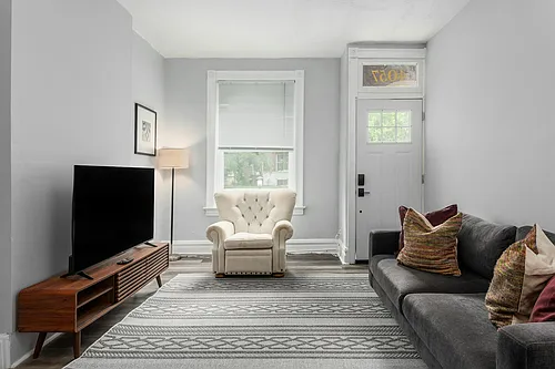 4055-4057 Hartford St #4057 Photo 1