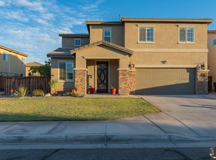 675 Las Dunas St, Imperial, CA 92251