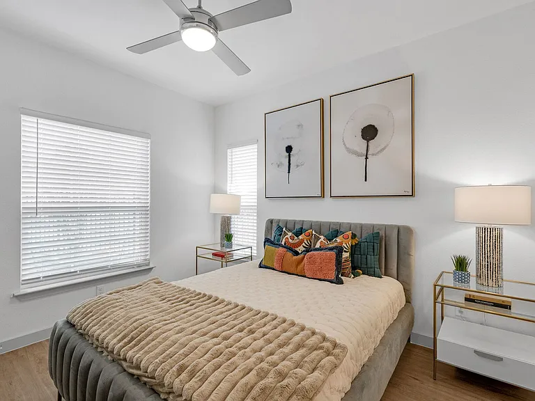 THE RESIDENCES AT LANDON RIDGE — Photo 16