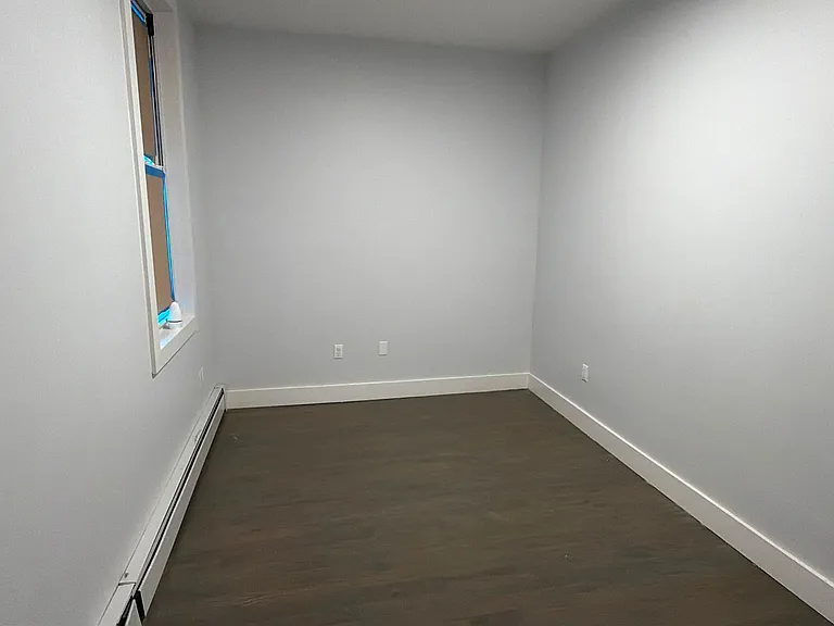 2288 Beaumont Ave #1 — Photo 5