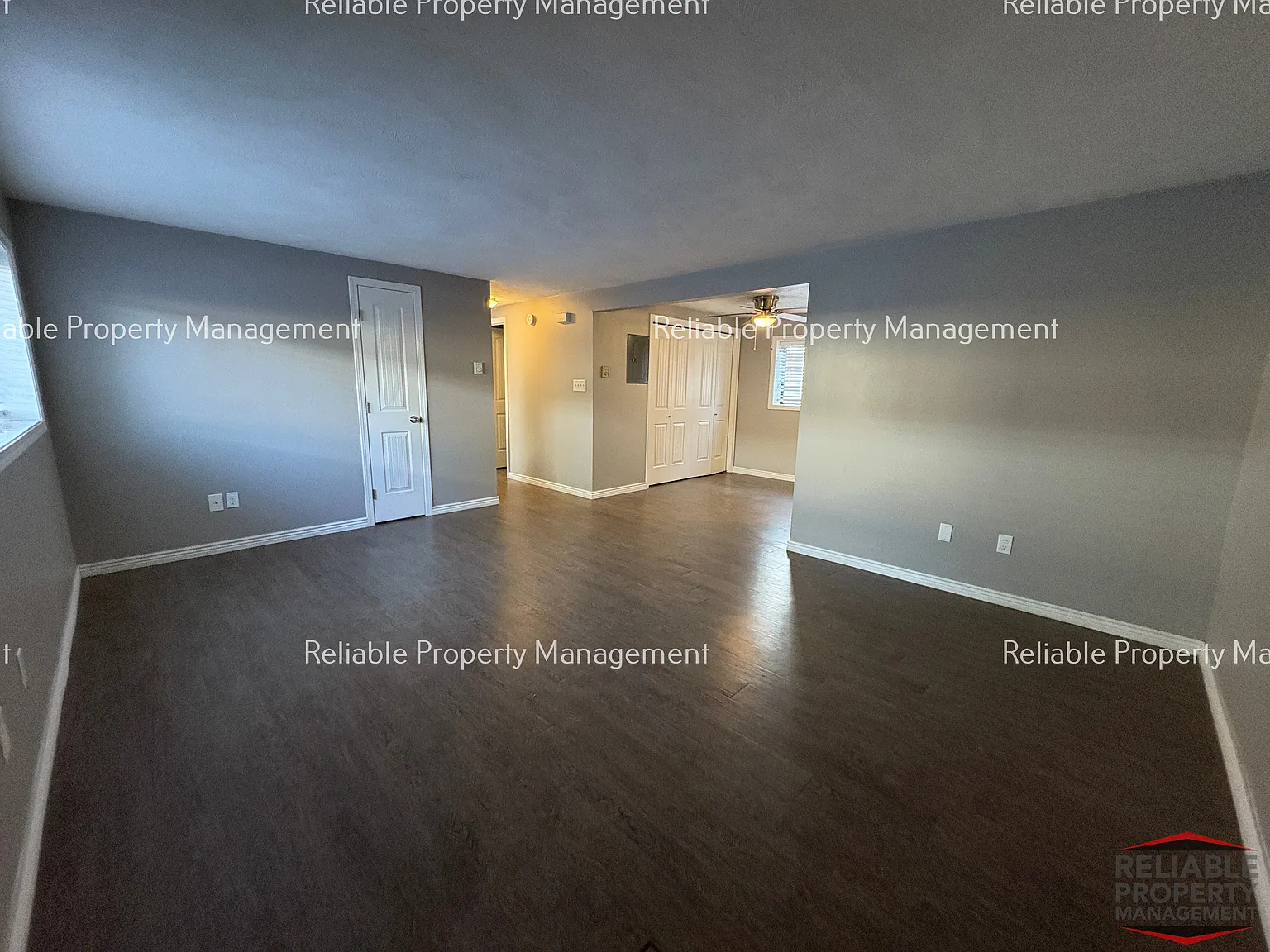 2 bed, 825 sqft, $1,095 — Photo 2