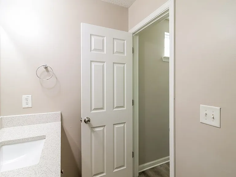 229 Lossie Ln — Photo 13