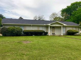 303 N Canton Club Cir, Jackson, MS 39211