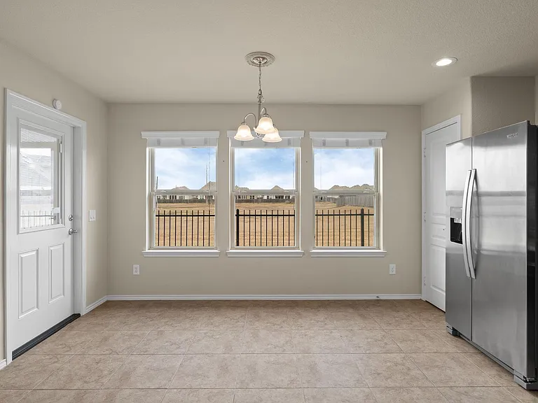 2811 Cone Flower Dr — Photo 18