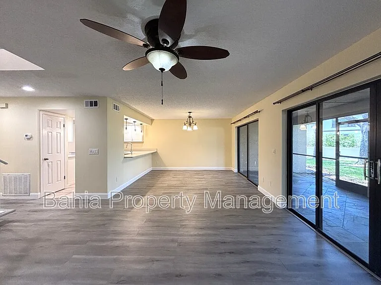 8048 Sandpoint Blvd — Photo 5