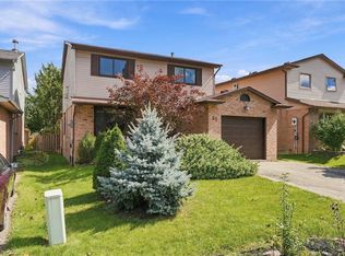 89 Brigade Dr, Hamilton, ON L9B2B8