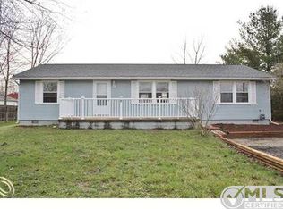 9475 Rawsonville Rd, Belleville, MI 48111