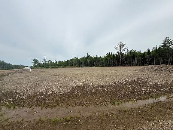 2nd image of LOT Laverdure St