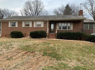 361 Stanleyville Manor Ave, Rural Hall, NC 27045