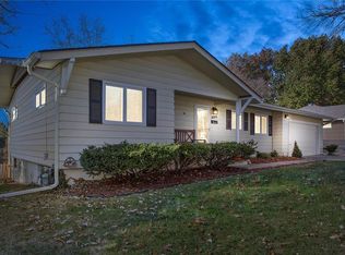 8816 Marty Ln, Overland Park, KS 66212