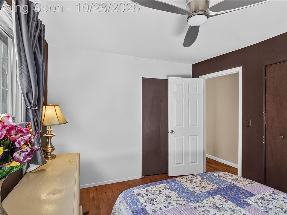 9871 Barkley St, photo 14