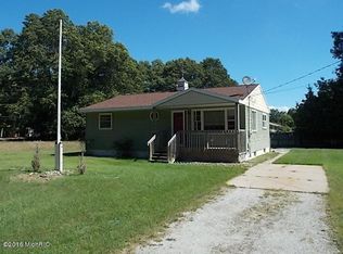 5170 Lakeview St, Montague, MI 49437