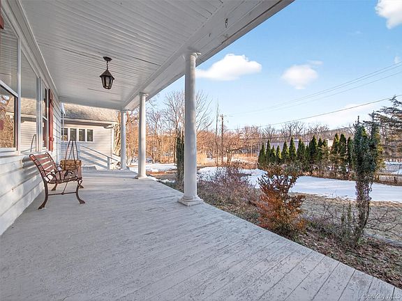 4th image of 325 Haverstraw Road