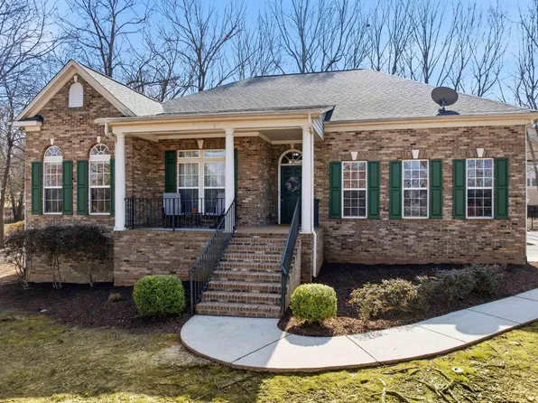 18 Neyland Dr, Fountain Inn, SC 29644