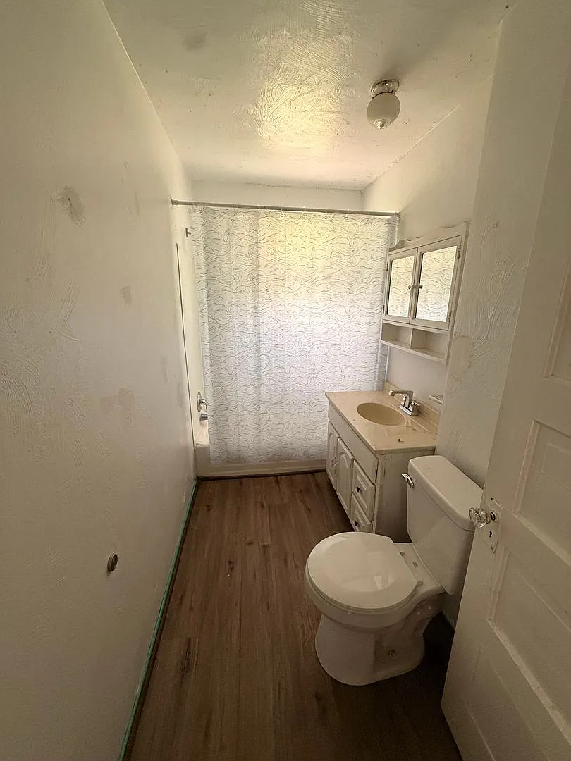 2 Bedroom 1 Bathroom Townhouse For Rent — Photo 4