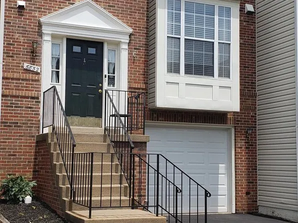 6852 Kerrywood Cir, Centreville, VA 20121