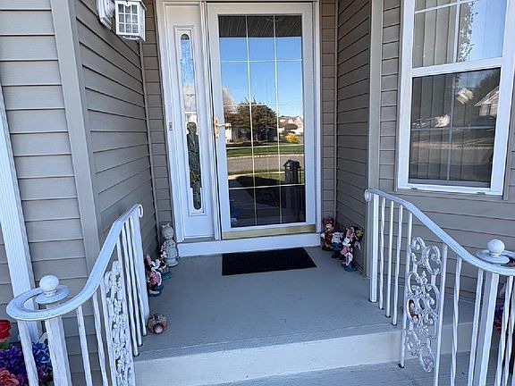 4th image of 51 Winterton Drive