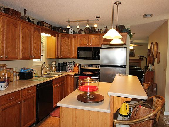 5th image of 1639 Kalakaua Ct
