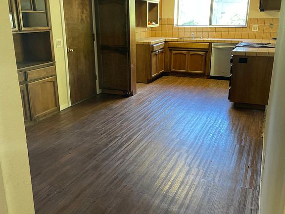 5th image of 4055 Winding Ln