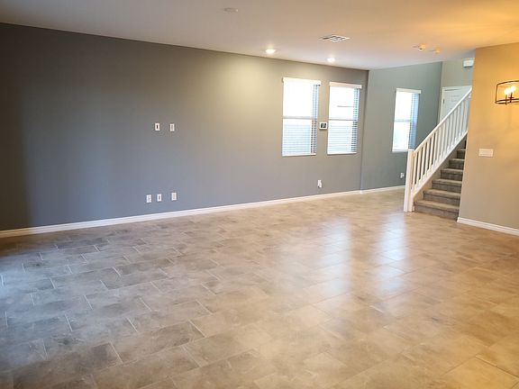 3rd image of 6547 Smithville Ave