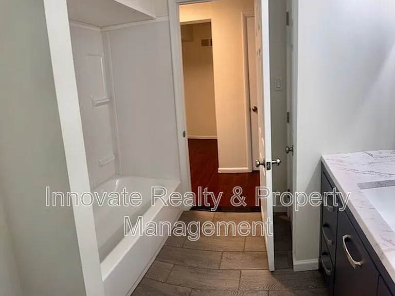 613 N Broad St #10 — Photo 10