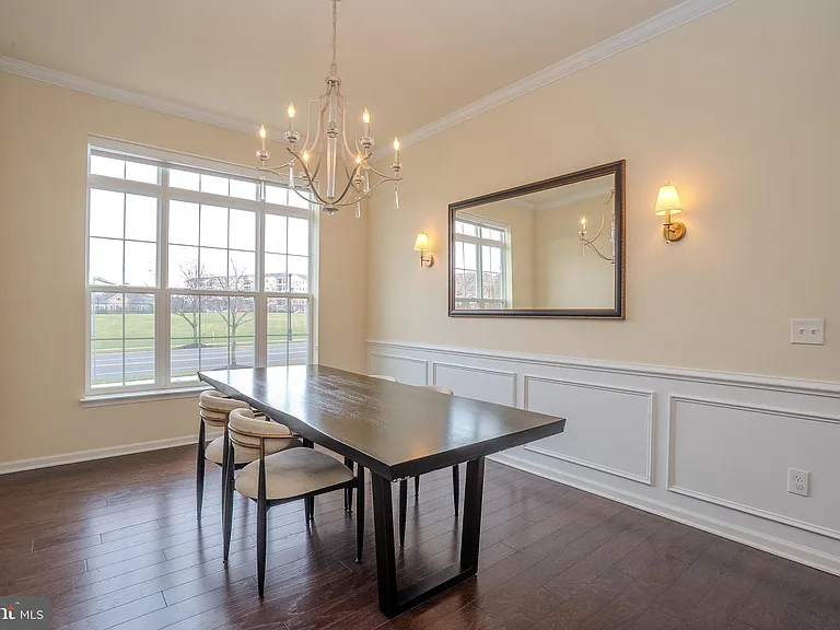 1802 Yearling Ct — Photo 14
