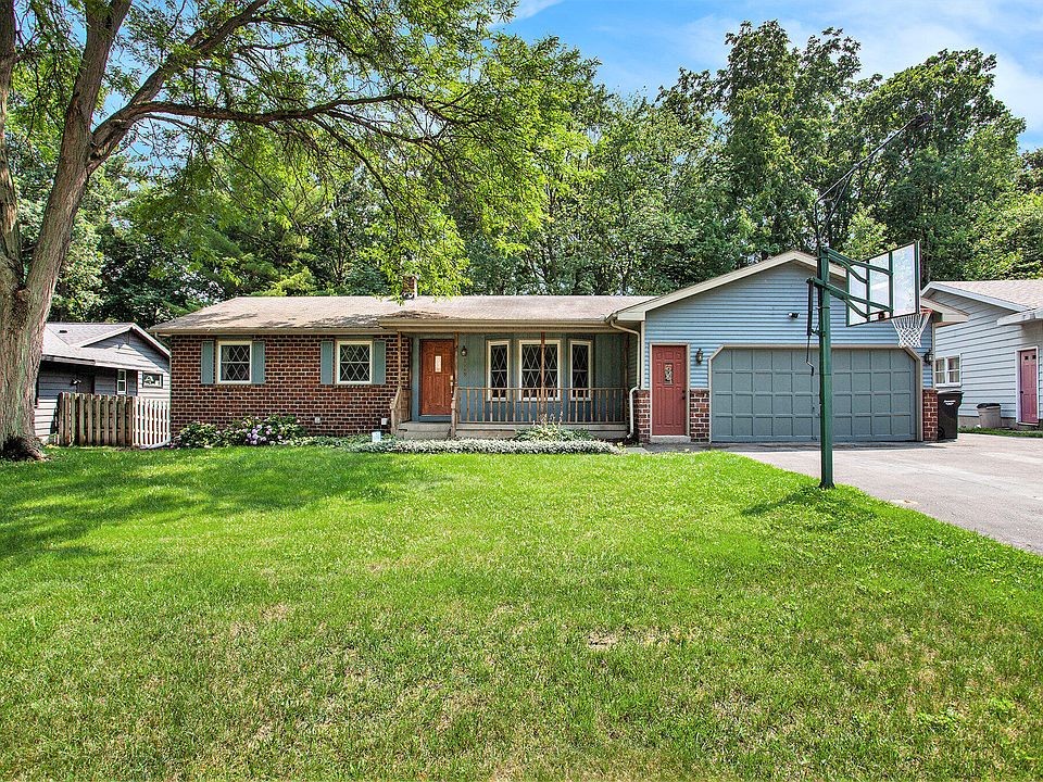 1st image of 1945 Chateau Dr SW