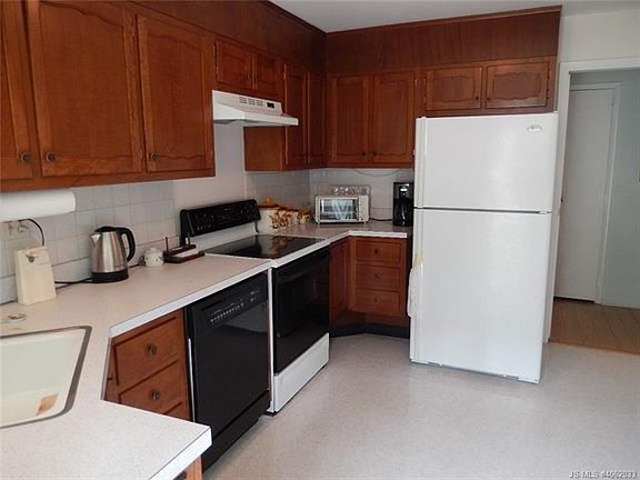 5th image of 210B Huntington Dr #100B