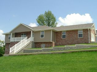 1509 La Hacienda Ct, Jefferson City, MO 65101