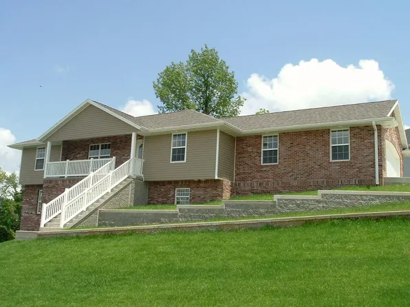 1509 La Hacienda Ct, Jefferson City, MO 65101