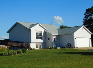 10465 Old Y Rd, Mazomanie, WI 53560