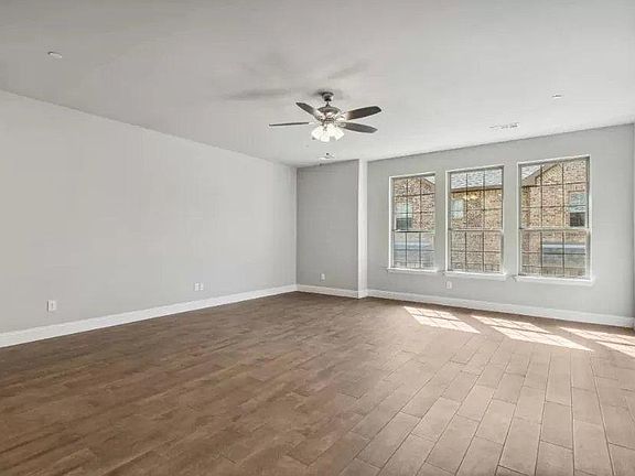 5th image of 207 Suma Dr