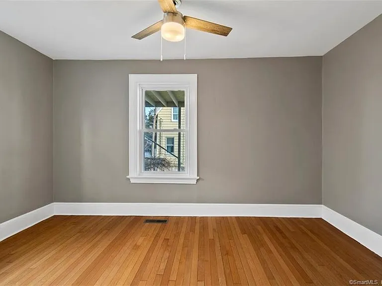 223 Townsend Ave #1 — Photo 26