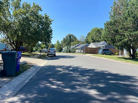 4th image of 4014 Ludgate Dr
