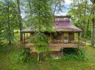1671 Doran Rd, Sparta, TN 38583
