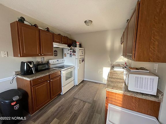 2nd image of 3309 Bridges Street #A-19