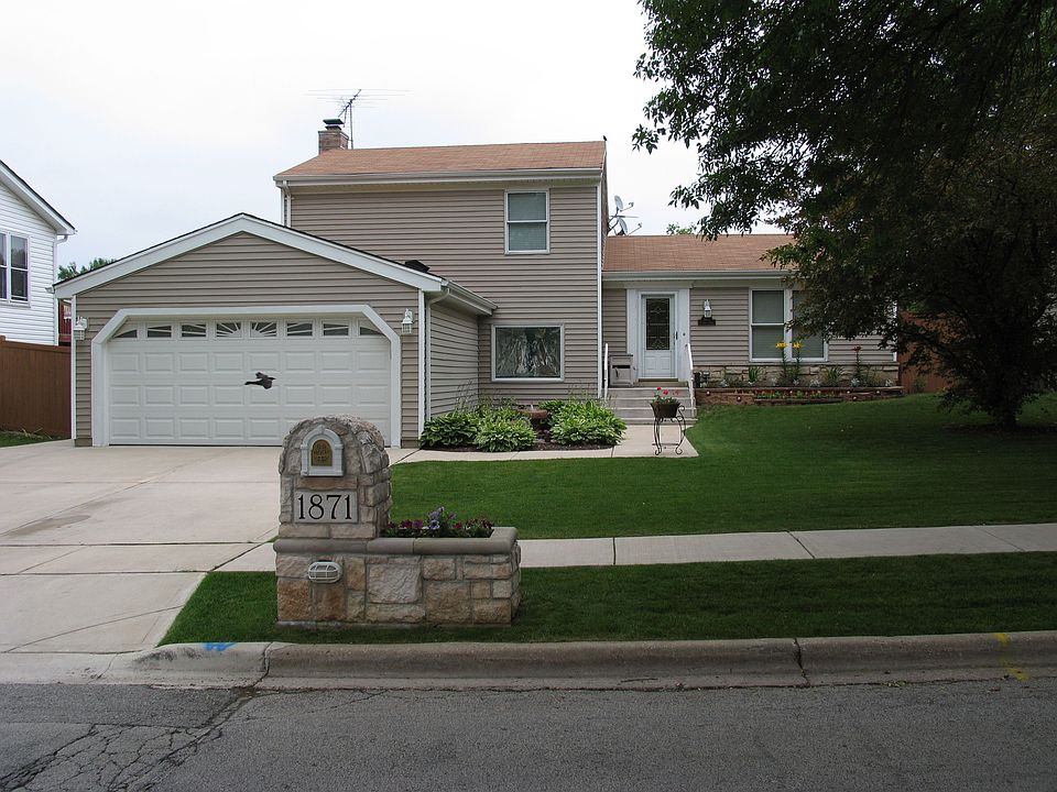 1st image of 1871 Scarboro Dr