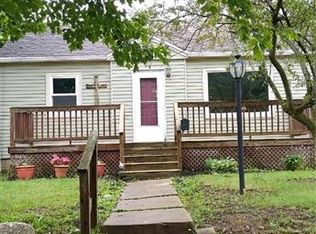 714 S 4th St, Hoopeston, IL 60942