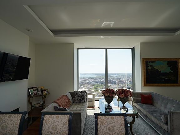 5th image of 1 Dalton St #5103