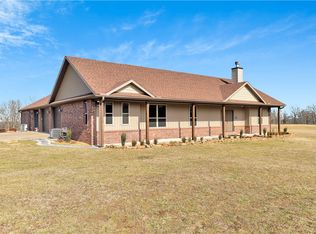 11498 Tony Mountain Rd, Fayetteville, AR 72701