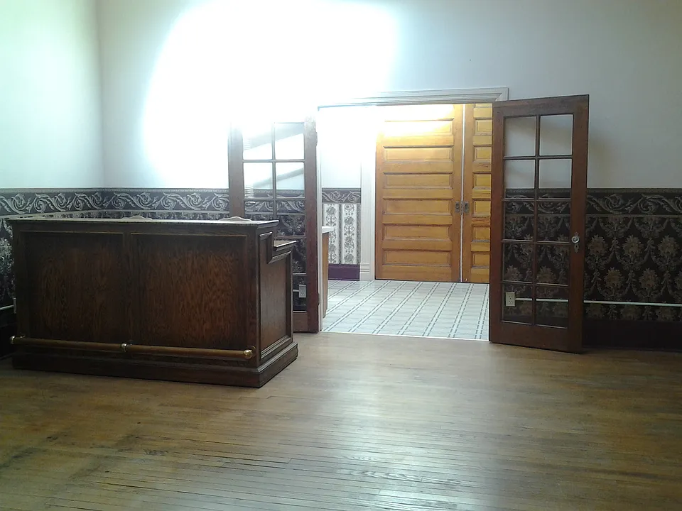118 W Oklahoma Ave #1