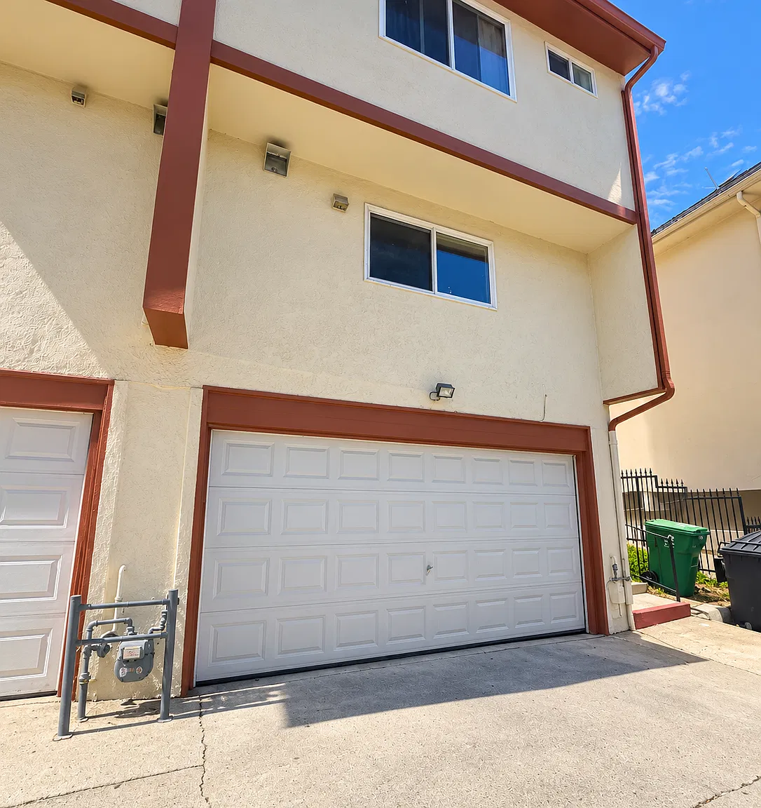 2 bed, 1600 sqft, $3,800 — Photo 1