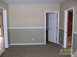 2196 Oak Grove Rd, Howell, MI 48855