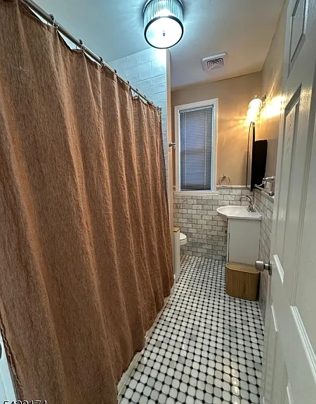 282 Weequahic Ave — Photo 9